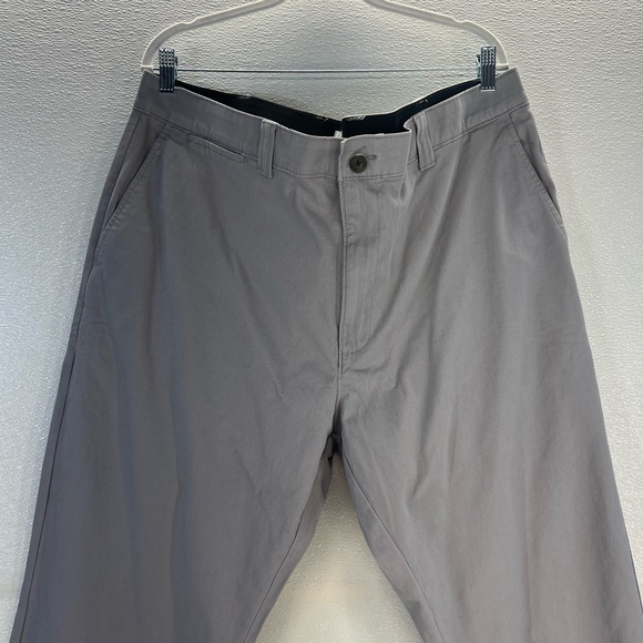 NWT Amazon Essentials Men's Classic-Fit Casual Stretch Chino Pant 44W X 28L - Picture 6 of 17